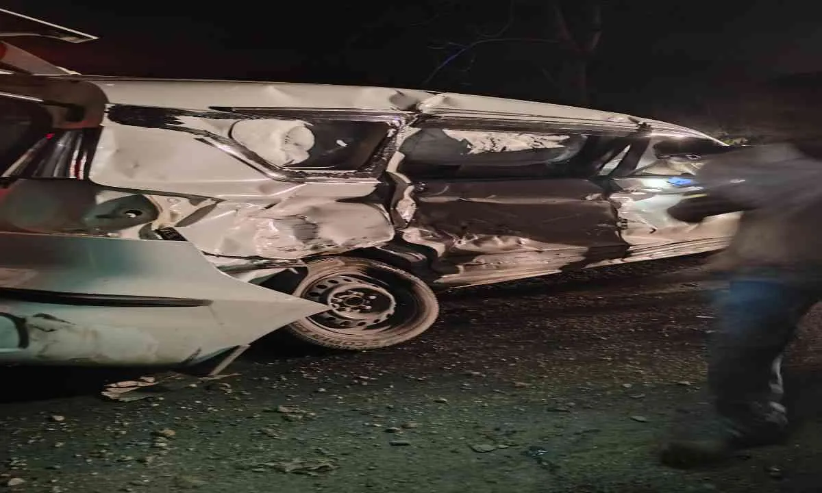 Koderma News: 'रफ्तार का कहर': तीन हादसों ने छीनी एक जिंदगी, 16 श्रद्धालुओं का लहू सड़कों पर बहा