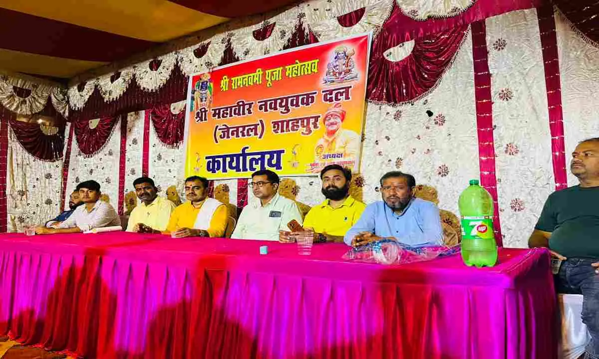 जय श्री राम के नारों से गूंजा शाहपुर, महावीर नवयुवक दल का भव्य आयोजन