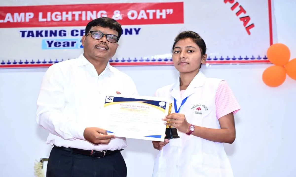 Bokaro News: जनरल अस्पताल: स्कूल ऑफ नर्सिंग में शपथ ग्रहण समारोह का आयोजन