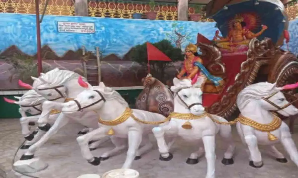 Sahebganj News: रामनवमी की महाधूम: भक्ति, उत्साह और आधुनिक झांकियों का दिखा अद्भुत संगम