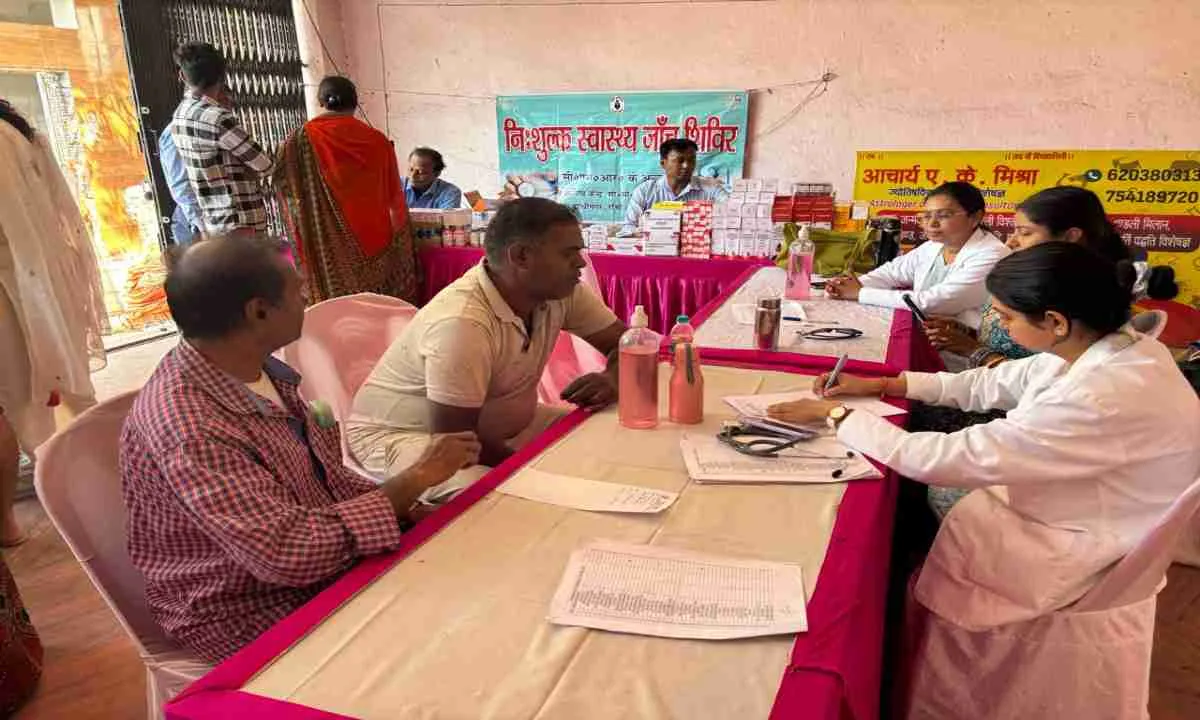 Ranchi News: सीसीएल का नि:शुल्क मेगा हेल्थ कैंप, 157 लोगों की हुई जांच