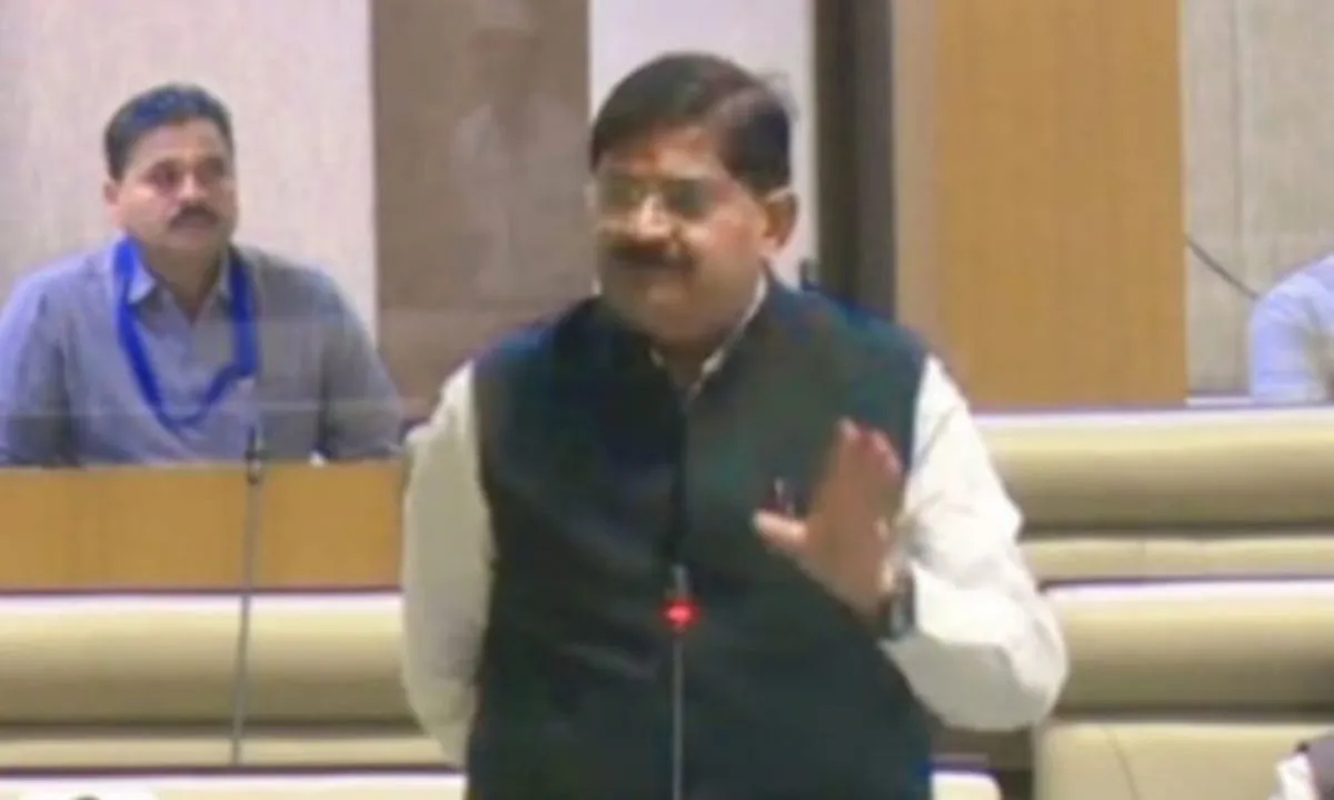 Dhanbad News: नगर निगम के बजट पर विधानसभा में घमासान, राज सिन्हा ने सरकार को घेरा