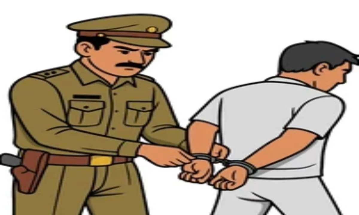 Lohardaga News: गुप्त सूचना पर बड़ी कार्रवाई: पुलिस ने मैना बगीचा में छापेमारी कर जब्त किया ब्राउन शुगर