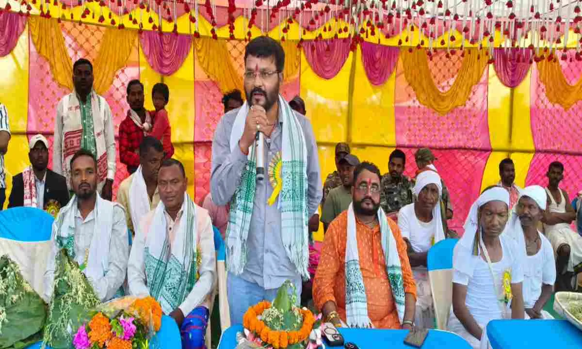 Hazaribagh News: जल, जंगल और जमीन के संरक्षण का पर्व है सरहुल: संजय कुमार सिंह