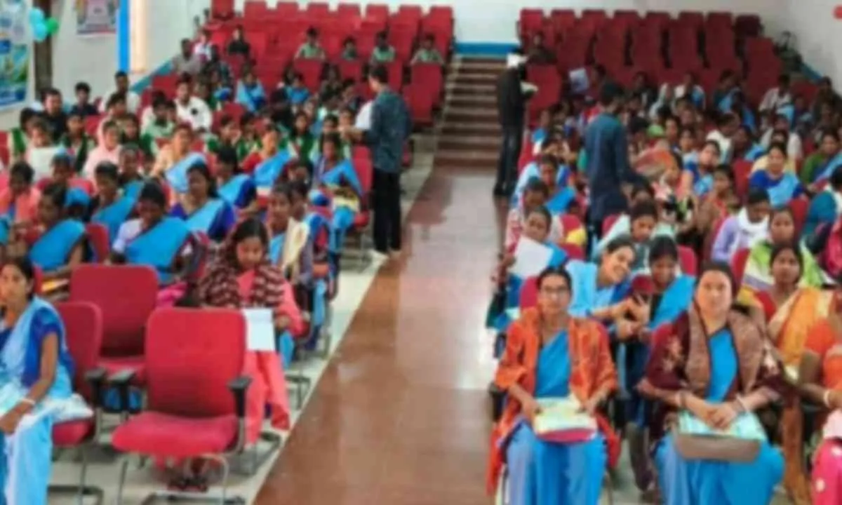 Sahebganj News : विश्व जल दिवस पर आयोजित महोत्सव का समापन समारोह संपन्न