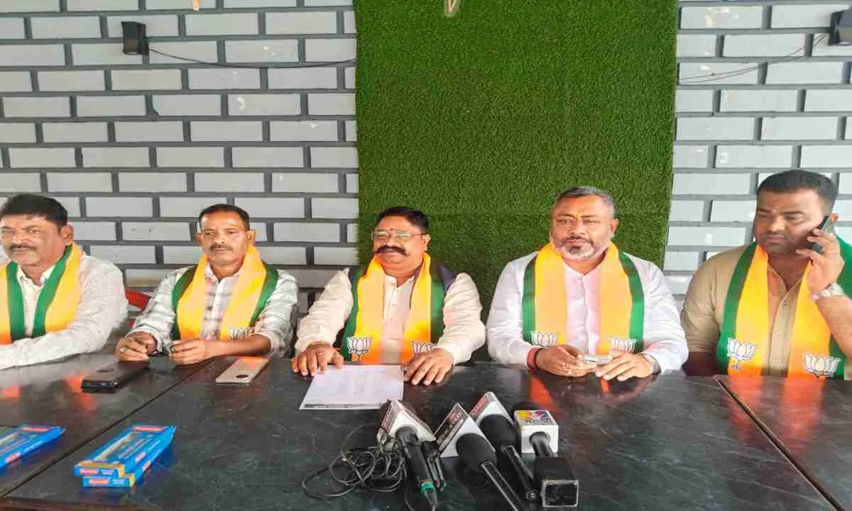 चाईबासा में BJP नगर कमेटी का विस्तार, 17 पदाधिकारियों को जिम्मेदारी