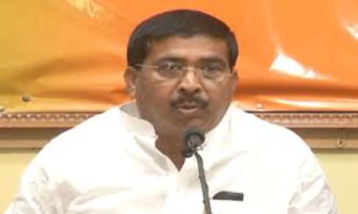 तुष्टीकरण की राजनीति: सरकार पर विशिष्ट समुदाय के पक्षपात का आरोप