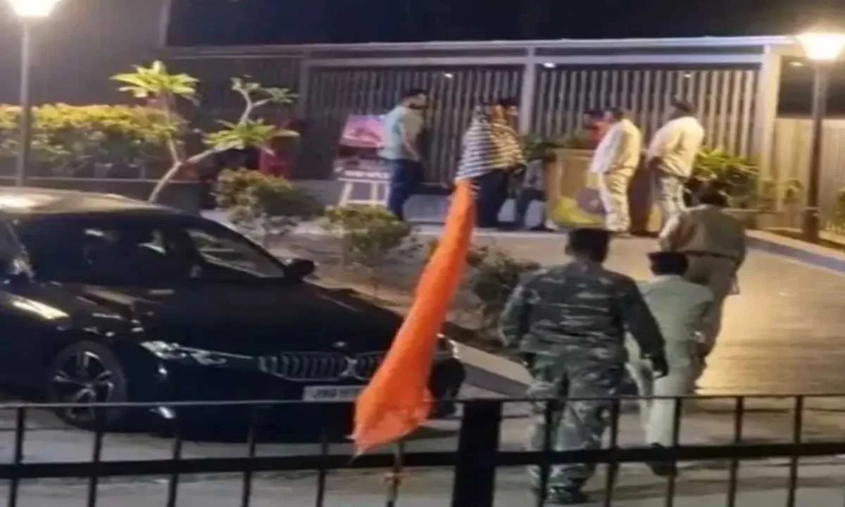 Ranchi News: ‘लॉर्ड्स ऑफ ड्रिंक्स’ में पुलिस कार्रवाई, देर रात जांच से हड़कंप