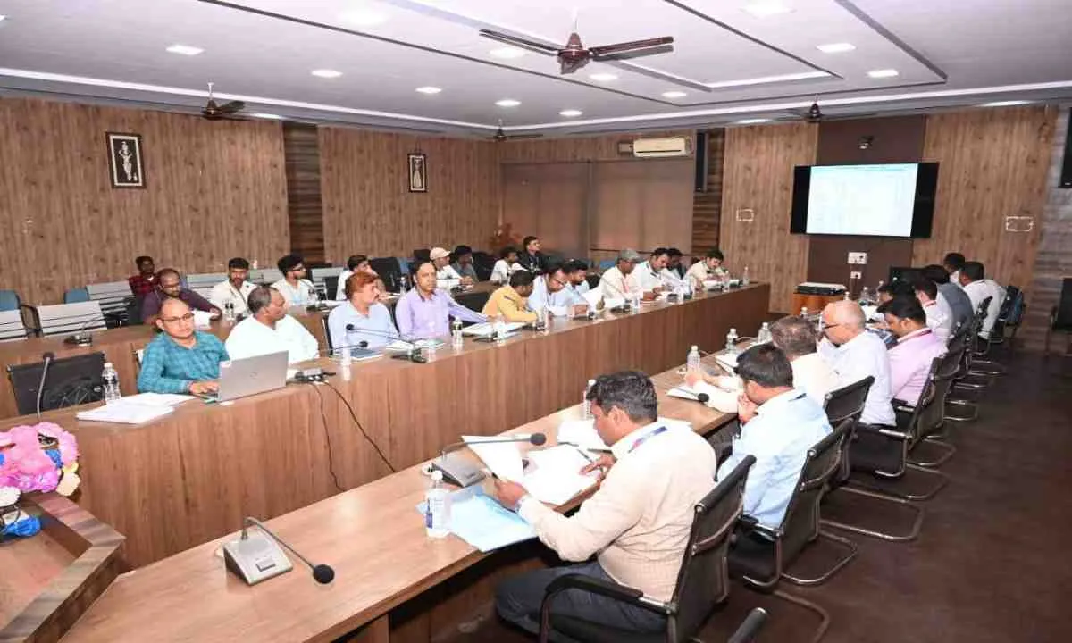 Pakur News: डीएलसीसी और डीसीसी की संयुक्त समीक्षा बैठक आयोजित