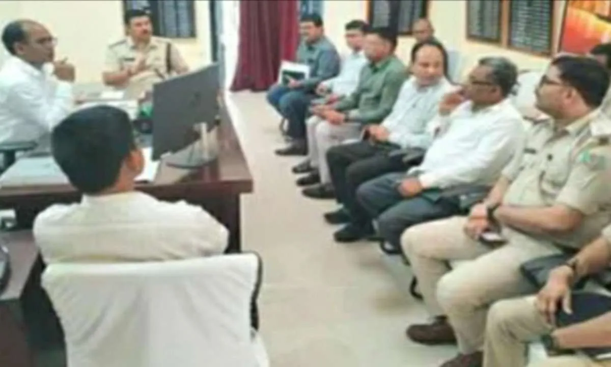 Sahebganj News: राजमहल में शांति और सौहार्द की पहल, शांति समिति की बड़ी बैठक संपन्न