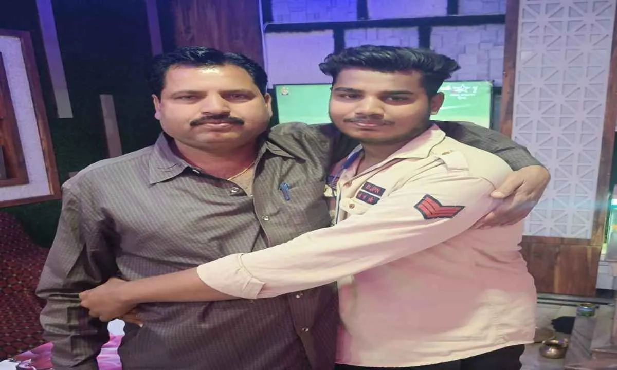 Dhanbad News: CA इंटरमीडिएट परीक्षा में विवेक सिंह ने पाई सफलता