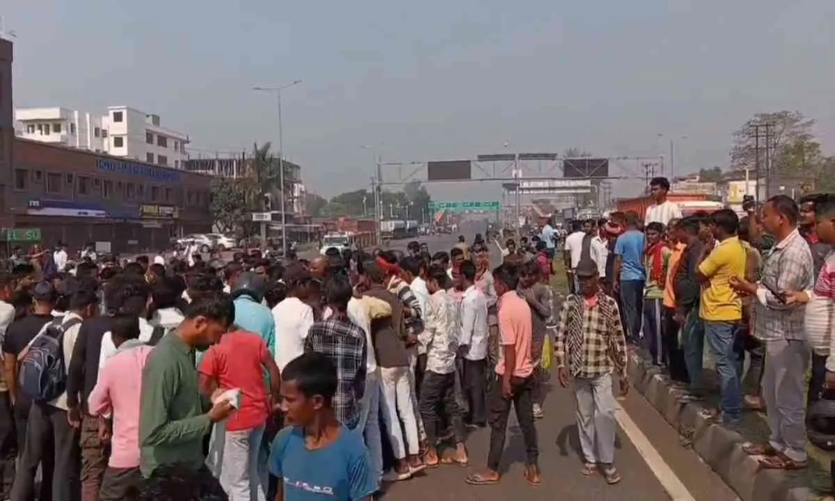 Dhanbad News: मजदूरी पर जा रहे 50 वर्षीय किशन महतो की सड़क दुर्घटना में मौत