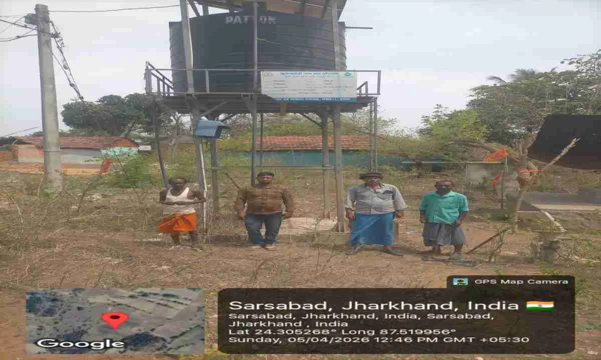 Dumka News: 6 महीने से खराब पड़ा जलमीनार, पानी के लिए तरसे ग्रामीण