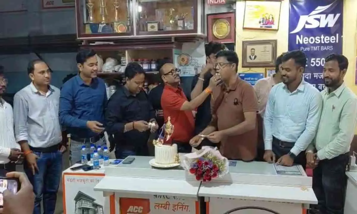 Giridih News: श्री श्याम ट्रेडर्स को ACC गोल्ड सीमेंट में झारखंड फर्स्ट अवार्ड