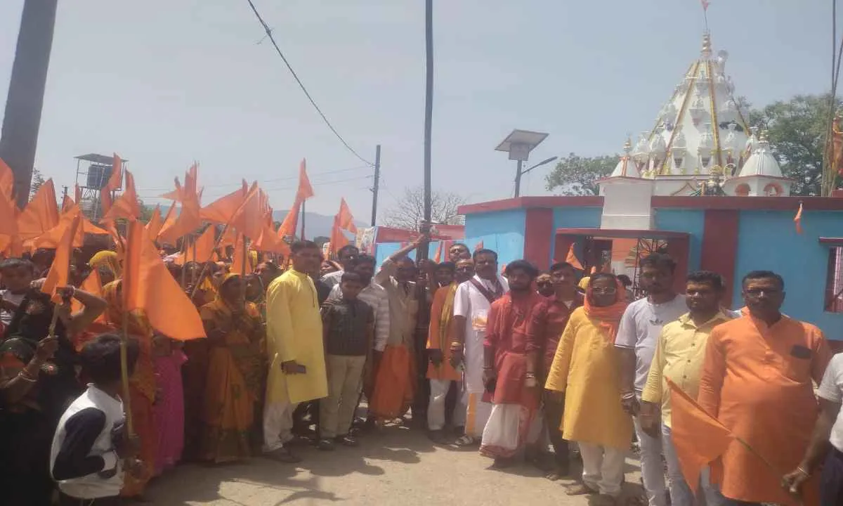 Bokaro News: दयालेश्वर मंदिर में रुद्र महायज्ञ और राधा-कृष्ण प्राण प्रतिष्ठा का भव्य आगाज़
