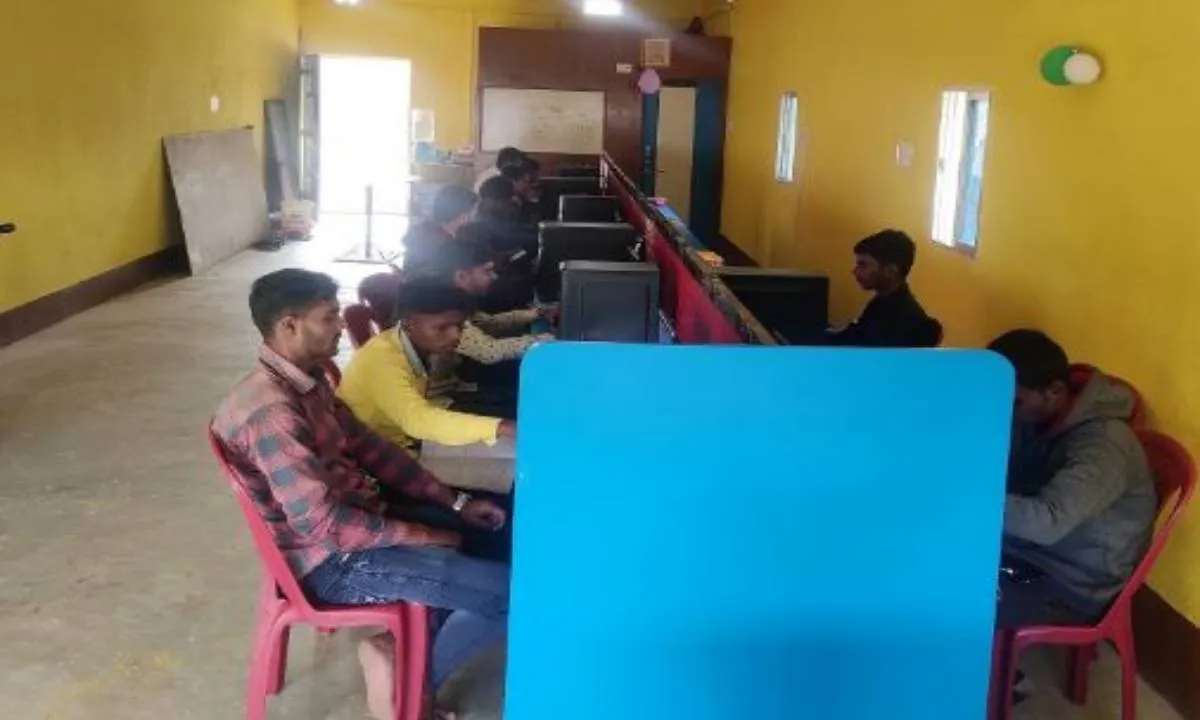गिरिडीह के चतरो में &lsquo;ब्रेन टेक कंप्यूटर ट्रेनिंग सेंटर&rsquo; बना युवाओं के करियर का नया आधार    