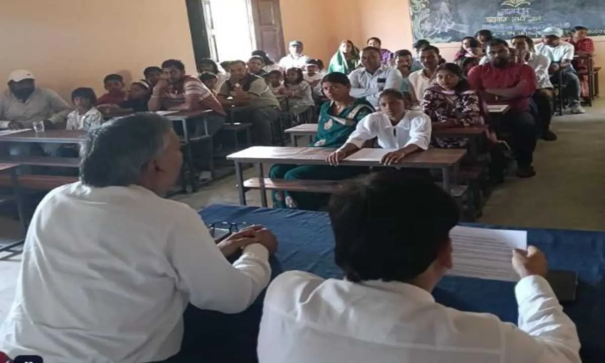 Koderma News: डोमचांच के मंजुला शर्मा मेमोरियल एकेडमी में भव्य ओरिएंटेशन कार्यक्रम