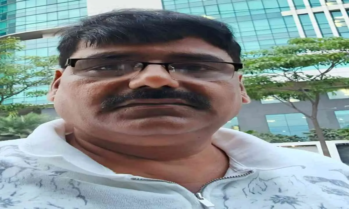 Giridih News: गैस की किल्लत महज अफवाह, समाजसेवी अनुज सेठ ने जनता से संयम की अपील की