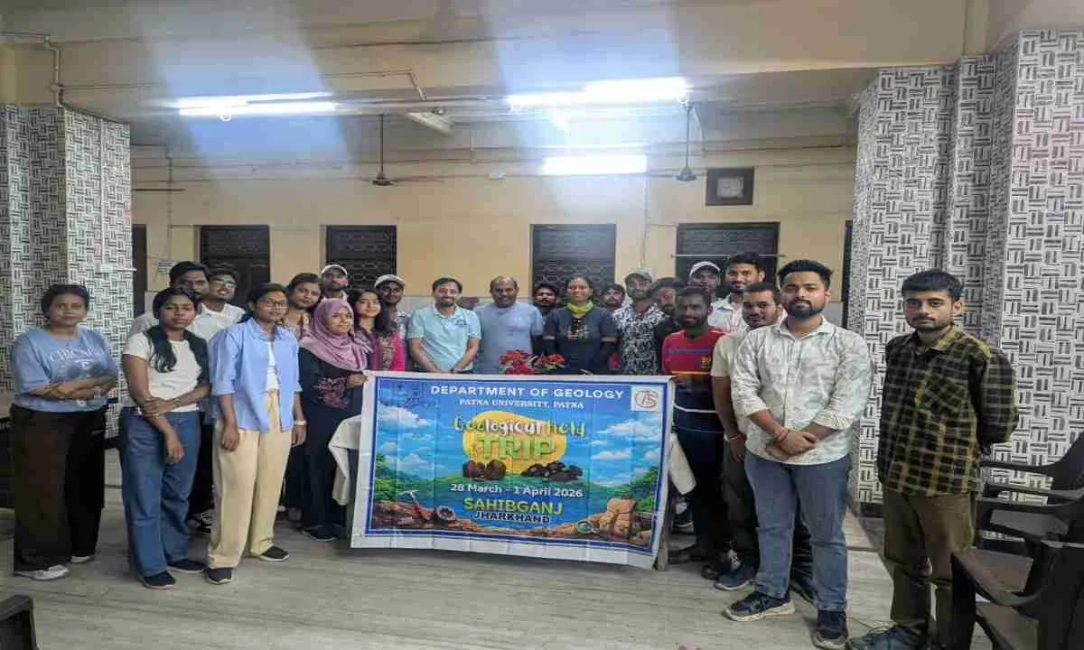 Sahebganj News: राजमहल की पहाड़ियों में जीवाश्म संरक्षण का मिशन, डॉ. रणजीत बना रहे नई पहचान