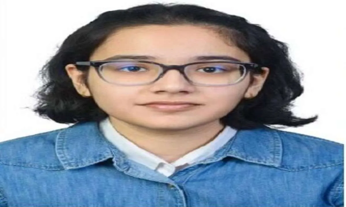 जमशेदपुर की शांभवी तिवारी ने ISC बोर्ड में 100 प्रतिशत अंक लाकर बनीं नेशनल टॉपर, पूरे झारखंड का बढ़ाया मान