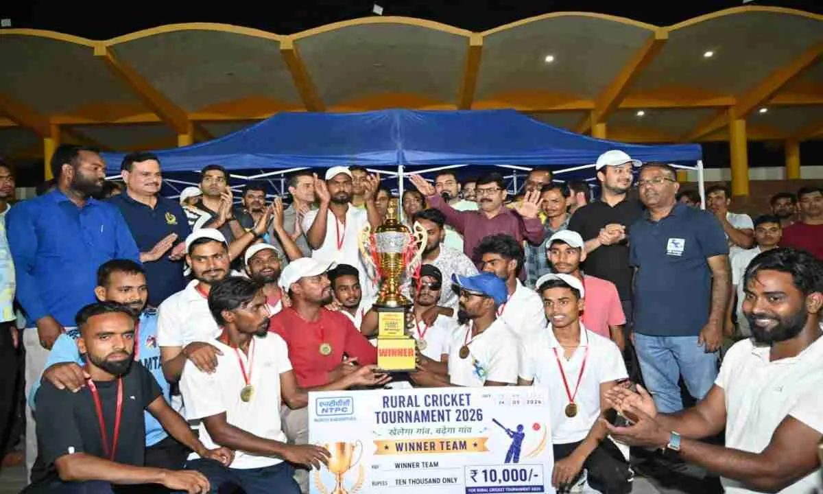 रोमांचक फाइनल में कामता ने सीआईएसएफ को हराकर जीता एनटीपीसी क्रिकेट टूर्नामेंट