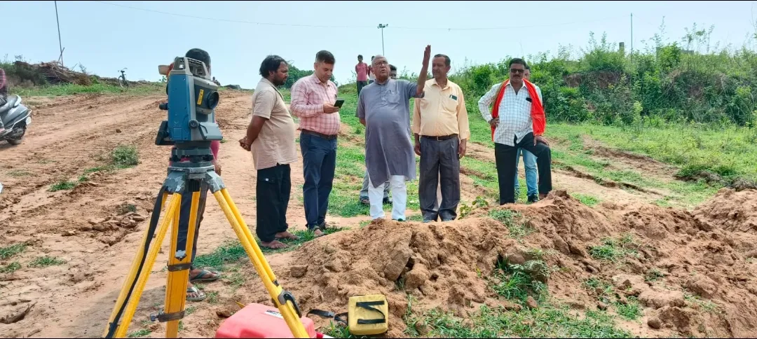 भुईयाडीह–मानगो पुल निर्माण का विधायक सरयू राय ने किया निरीक्षण, काम तेज करने के निर्देश