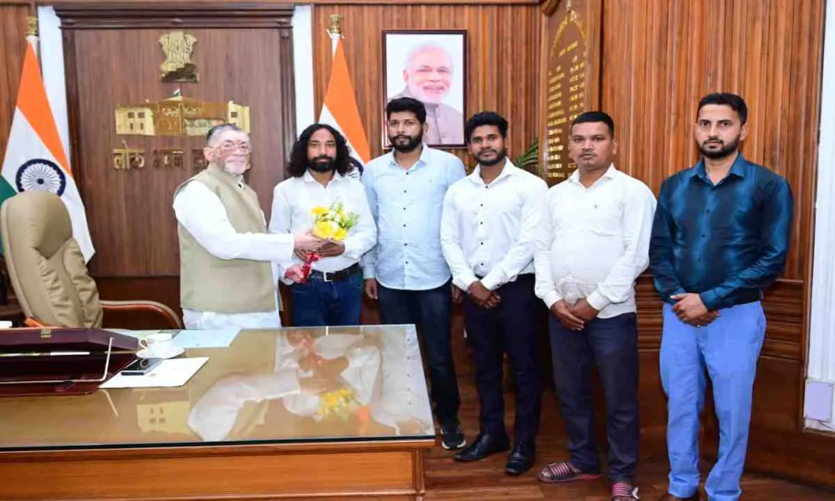 होटवार जेल यौन शोषण प्रकरण पर जेएलकेएम नेता देवेन्द्र नाथ महतो ने राज्यपाल से की मुलाकात