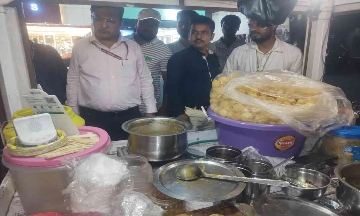 गिरिडीह में बड़ा एक्शन! 32 दुकानों की जांच, 7 पर हुई कार्रवाई