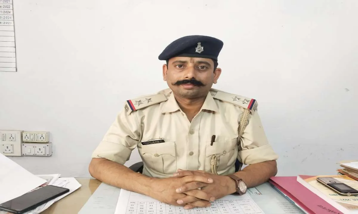 Hazaribagh News: बकरीद पर दारू पुलिस अलर्ट, अफवाह फैलाने वालों पर होगी सख्त कार्रवाई