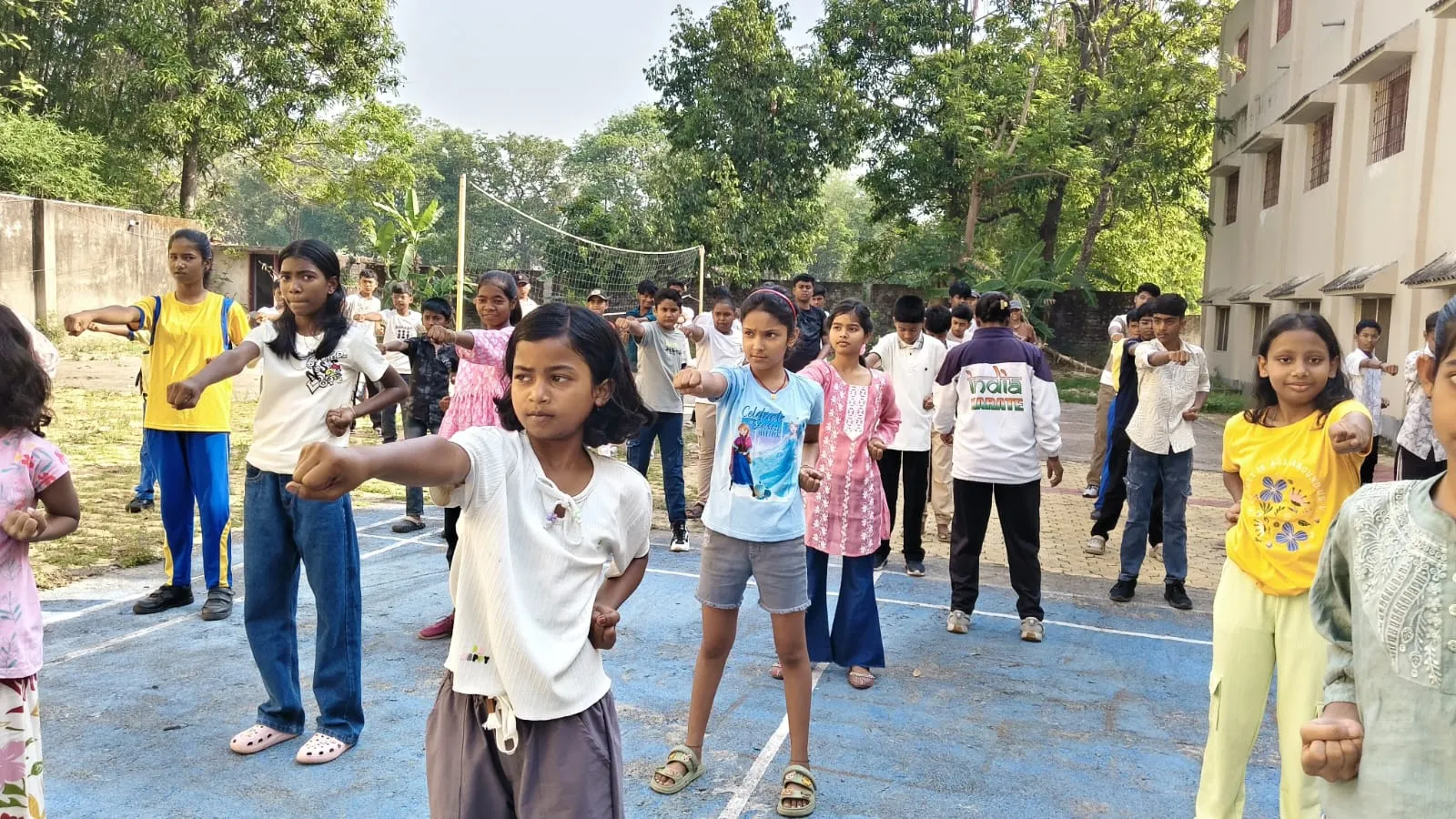 Lohardaga News: एमडीडीएसएन स्कूल का समर कैंप बना आकर्षण का केंद्र, बच्चों ने सीखी नई स्किल्स    