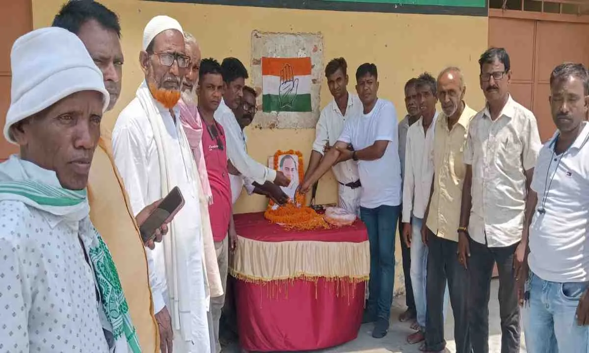 Bokaro News: नावाडीह में सद्भावना दिवस के रूप में मनाई गई राजीव गांधी की शहादत दिवस