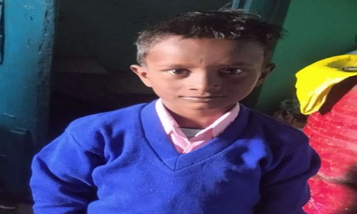 स्कूल के पीछे पानी भरे गड्ढे में डूबने से 10 वर्षीय छात्र की मौत, स्कूल प्रबंधन पर लापरवाही का आरोप