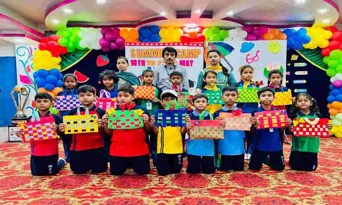 Koderma News: समर कैंप का तीसरा दिन: मॉडर्न पब्लिक स्कूल में ‘आर्ट डे’, मॉडर्न किड्स पैराडाइज में ‘लिटिल शेफ डे’