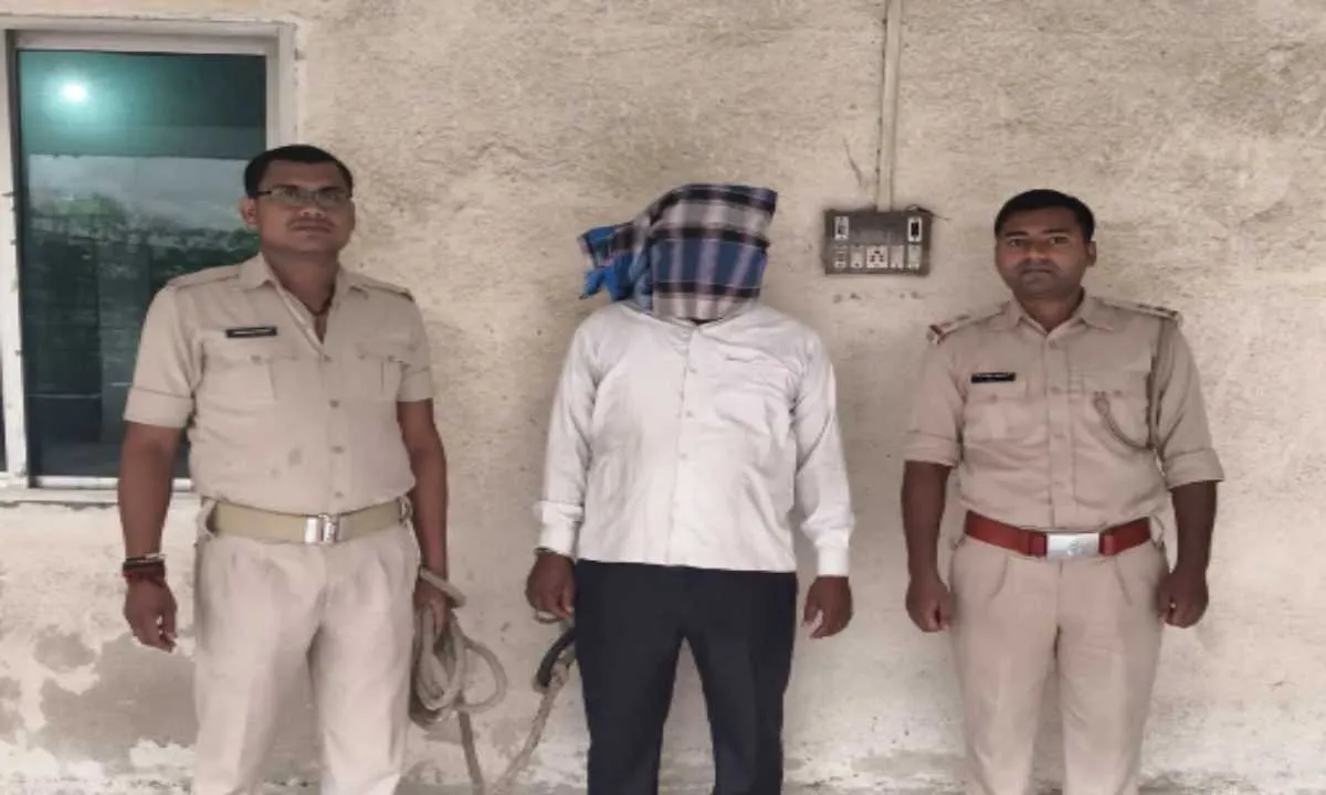 Bokaro News: न्यायालय के गैर-जमानती वारंट पर जर्बा निवासी रामचंद्र महतो गिरफ्तार