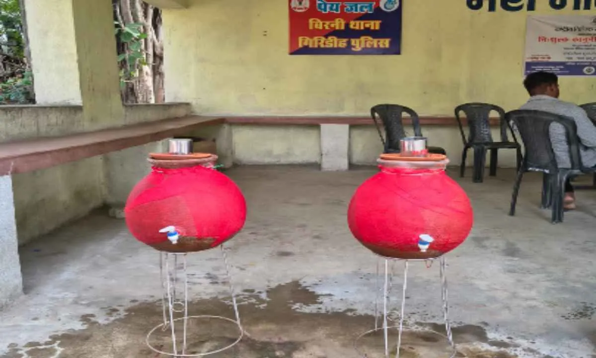 Giridih News: हीटवेव पर डीसी रामनिवास यादव का बड़ा एक्शन: जिला प्रशासन अलर्ट, युद्धस्तर पर दुरुस्त होंगे चापाकल