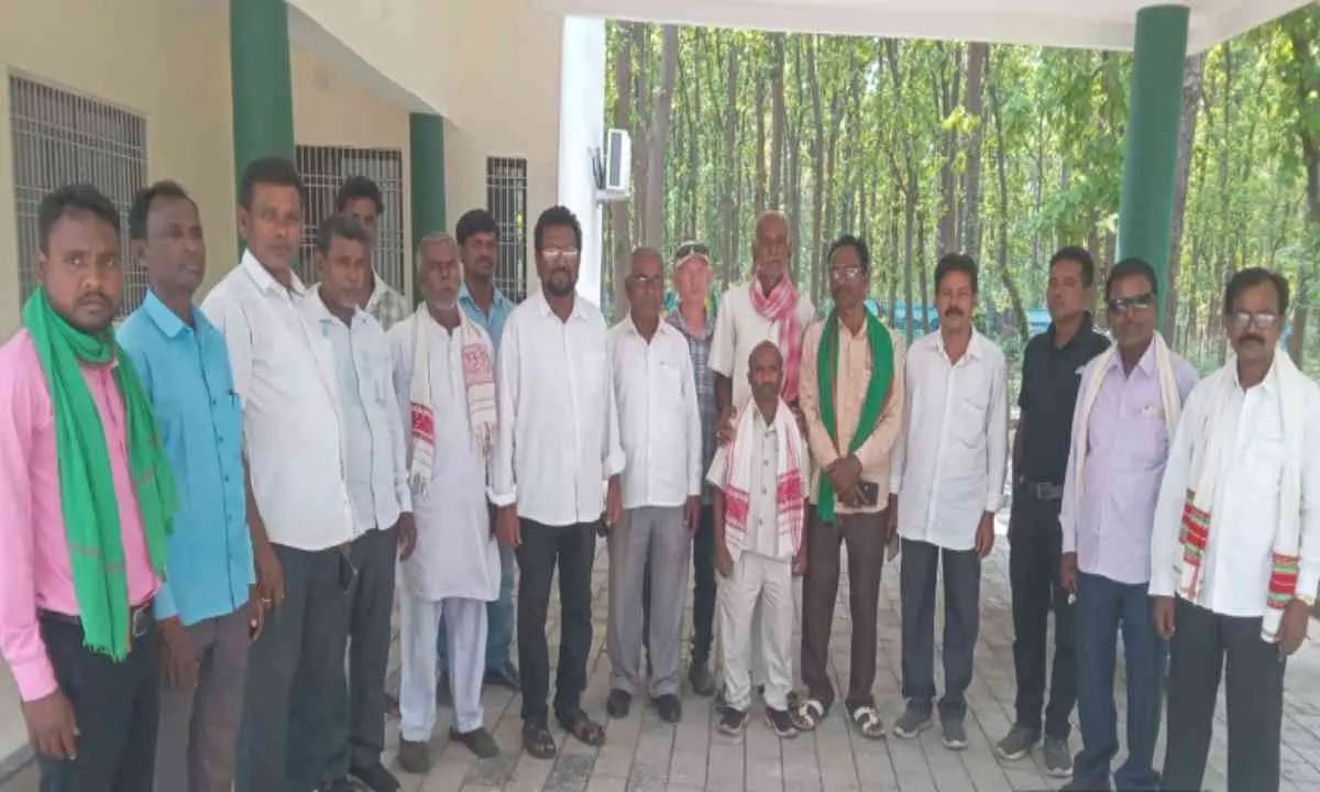 Bokaro News: वन बचाव समिति की बैठक में पर्यावरण संरक्षण का संकल्प, संगठन विस्तार पर हुई चर्चा
