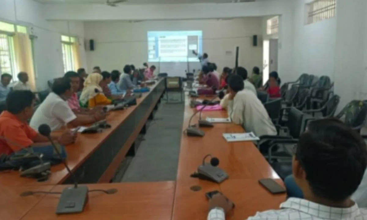 Sahebganj News: राजमहल में जनगणना प्रशिक्षण जारी, अधिकारियों ने प्रगणकों को दिए आवश्यक दिशा-निर्देश