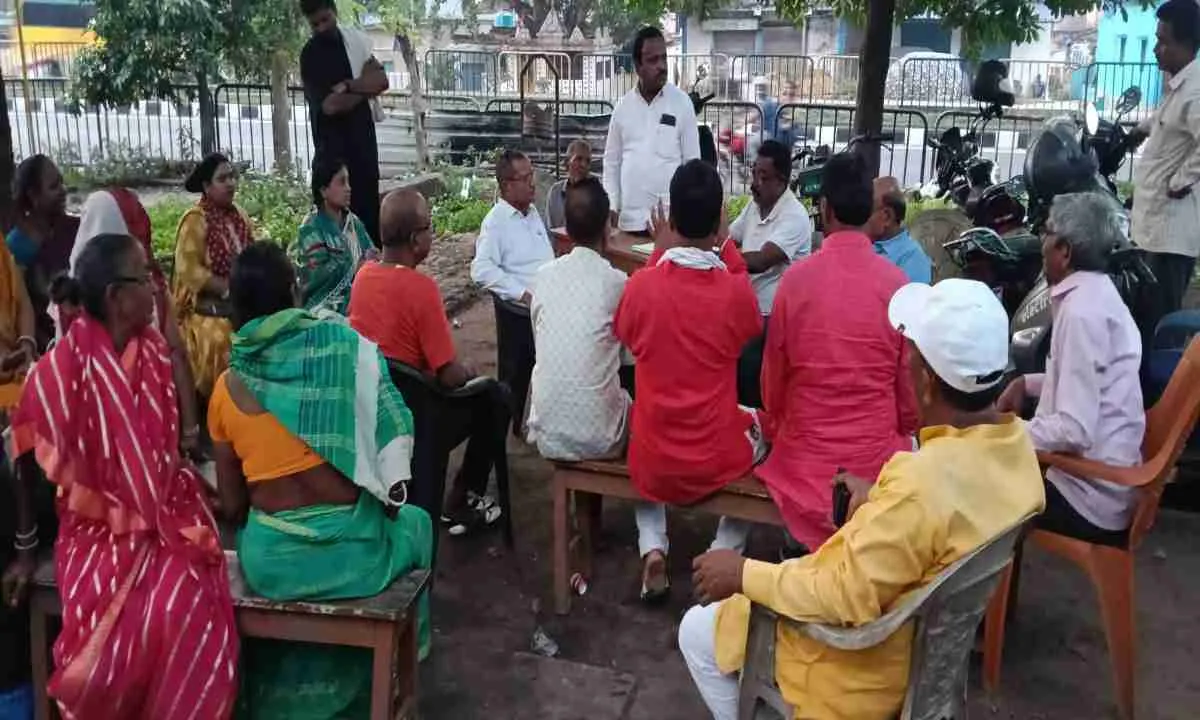 Bokaro News: 25 साल पुराने जमीन विवाद का सुखद अंत, तेली कल्याण समिति ने सुलझाया मामला