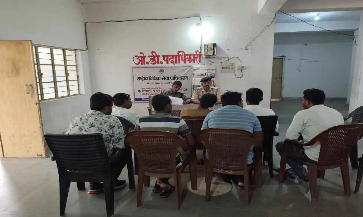 Hazaribagh News: दारू थाना में CSP/CSE संचालकों के साथ सुरक्षा बैठक, CCTV व नकदी सुरक्षा पर दिए गए अहम निर्देश