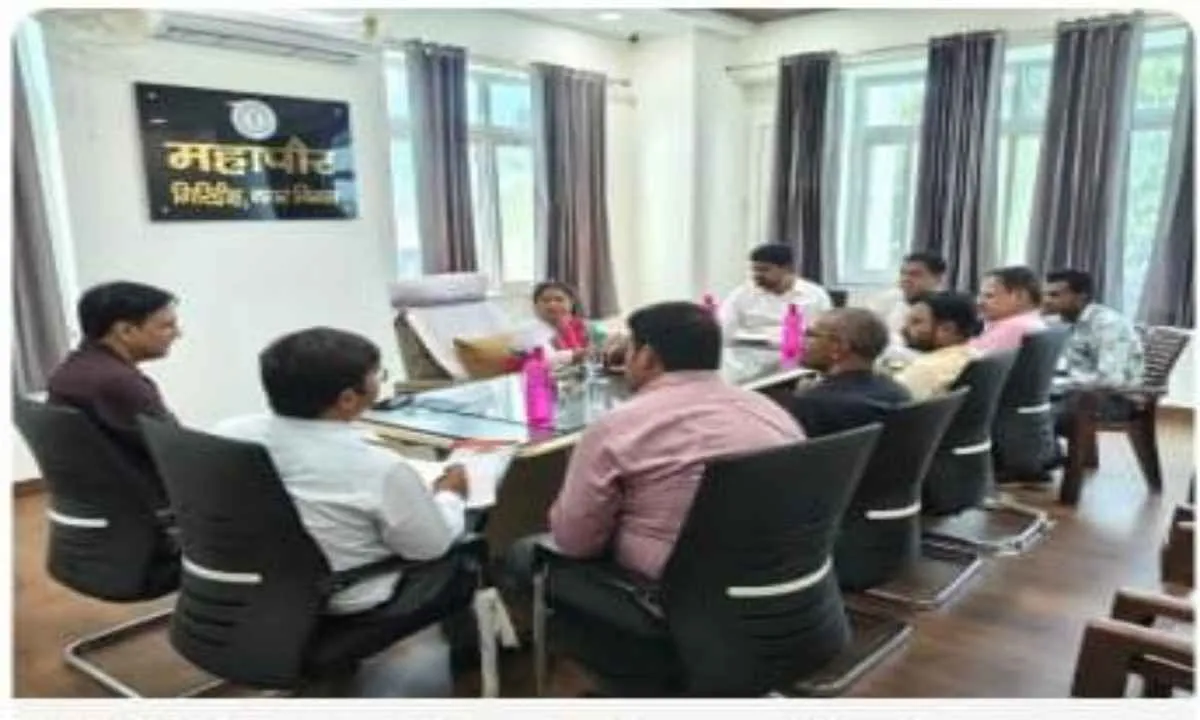 Giridih News: ट्रैफिक जाम से मिलेगी मुक्ति, बरमसिया और टावर चौक पर लगेंगे आधुनिक सिग्नल और साइनेज