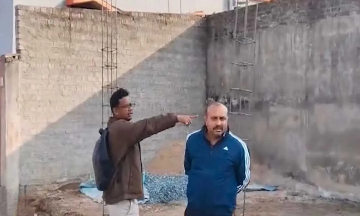 Hazaribagh News: सरकारी जमीनों और तालाबों पर चला प्रशासन का डंडा, अतिक्रमण हटाने की कार्रवाई तेज