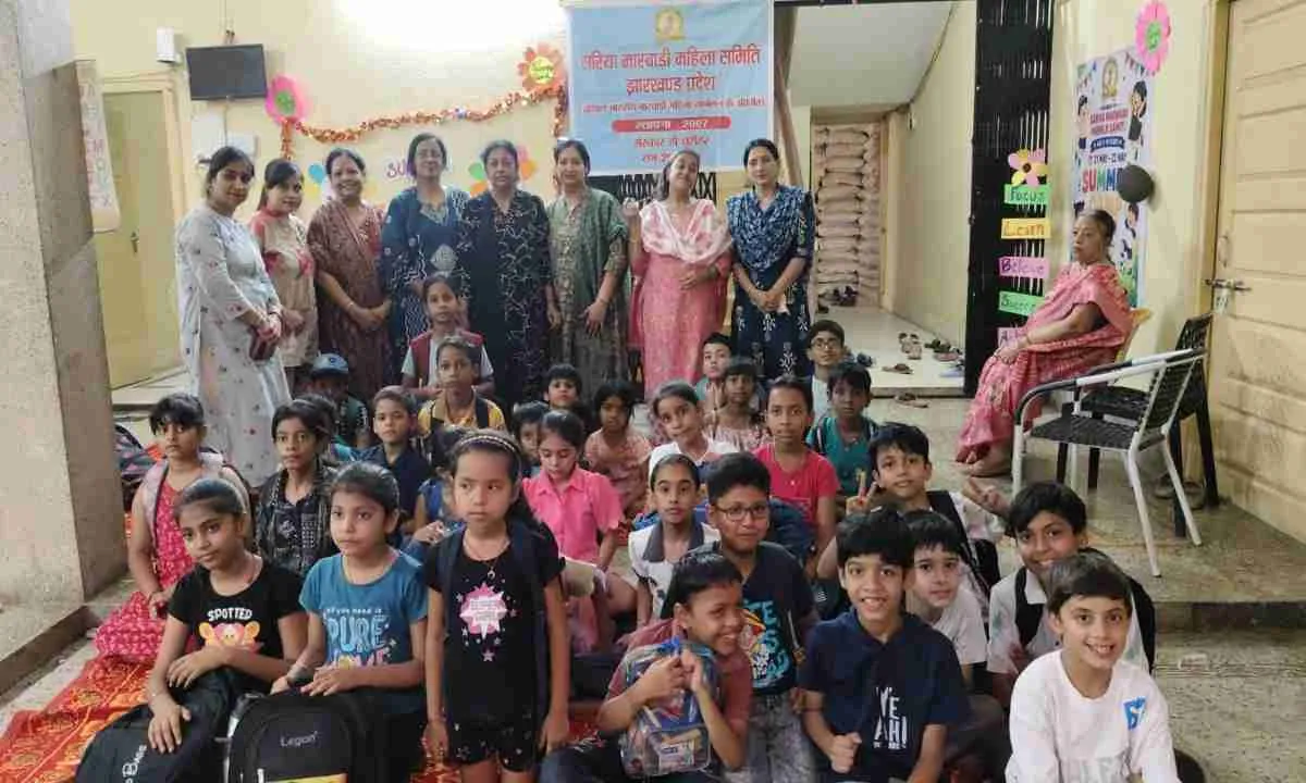 Giridih News: मारवाड़ी महिला समिति द्वारा दो दिवसीय समर कैंप का आयोजन, बच्चों ने दिखाए अपने हुनर