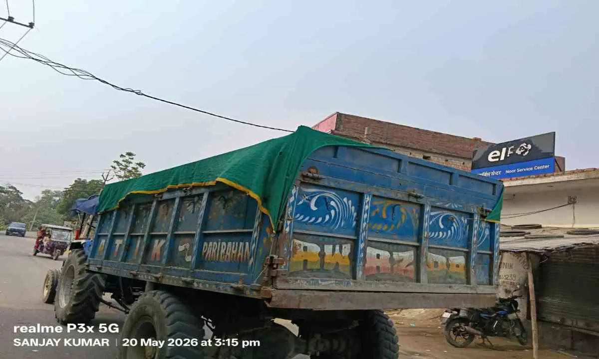 Pakur News: बालू-गिट्टी माफिया बेखौफ, रद्दीपुर थाना क्षेत्र में प्रशासन की नाक के नीचे अवैध खनन का खेल