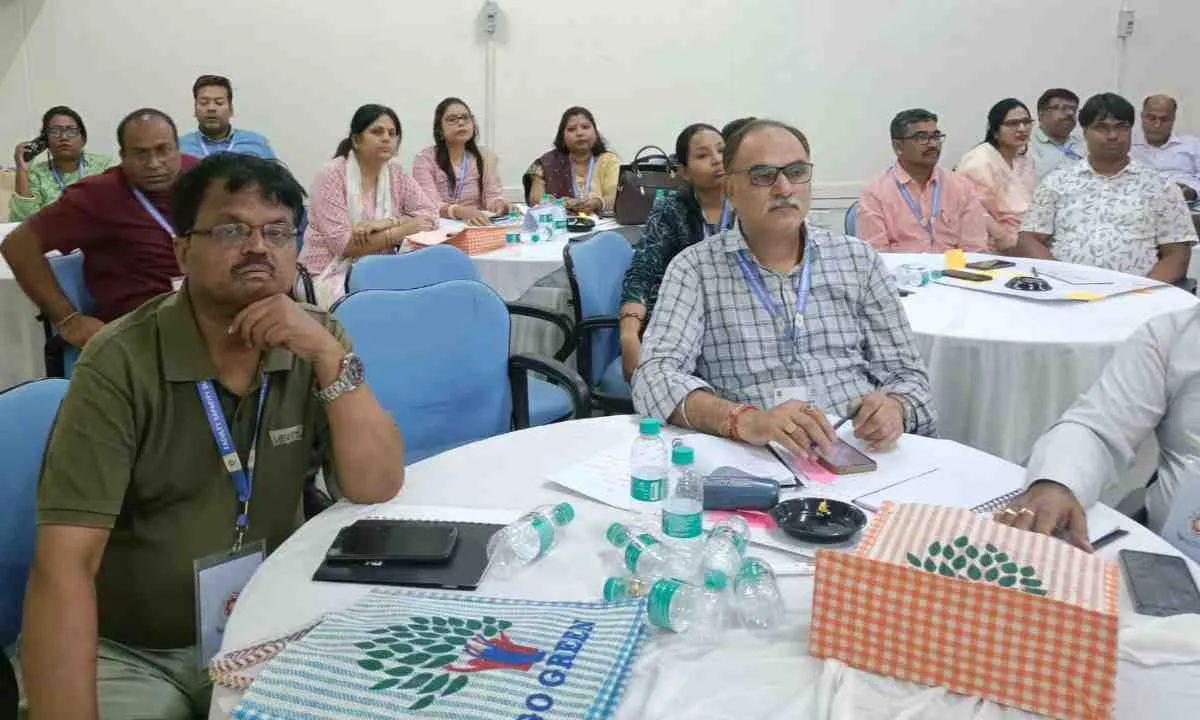 Hazaribagh News: विभावि में फैकल्टी कार्यशाला, समावेशी शिक्षा और विशिष्ट अधिगम अक्षमता पर मंथन शुरू