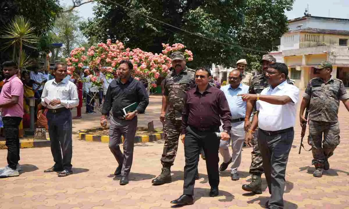 उपायुक्त हेमन्त सती का बड़ा एक्शन; जेपी नारायण केंद्रीय कारा का किया औचक निरीक्षण