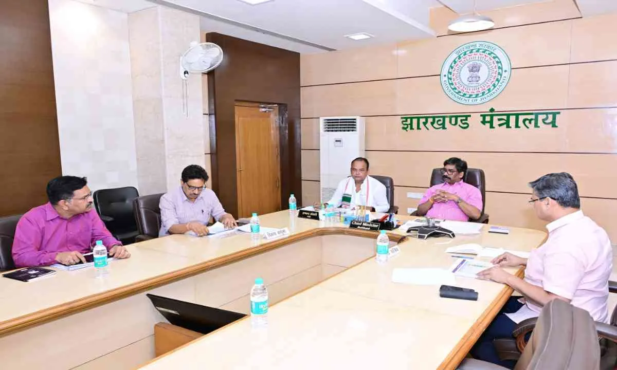 मुख्यमंत्री हेमन्त सोरेन ने खाद्य एवं सार्वजनिक वितरण विभाग की उच्च स्तरीय समीक्षा की