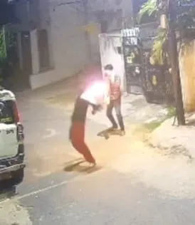 ranchi-rss-office-petrol-bomb-attack-cctv-video-jharkhand.jpg