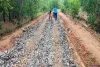 Giridih News: सड़क मरम्मती कार्य में भारी अनियमितता, ग्रामीणों में आक्रोश