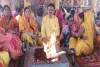 Dhanbad News: चैत्र नवरात्रि पर बस्ताकोला में 9 कुंडीय गायत्री महायज्ञ संपन्न