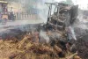 Dhanbad News: बिचाली लदे पिकअप वैन में लगी भीषण आग, वाहन जलकर खाक